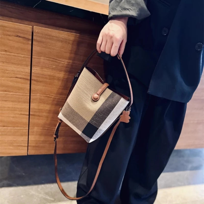 Luxury Brand Designer Bucket Handbag Women Shoulder Crossbody Bag 2024 Ladies Soft Fashion Messenger Bag Casual Trends Tote Bag